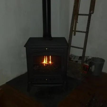 Gragny Authentique Maison Montagne Hébergement de vacances *